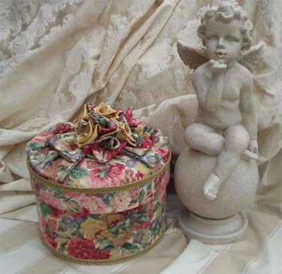 Medium size box, Sanderson fabric