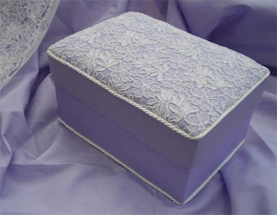 Lilac taffeta box with lace covered lid